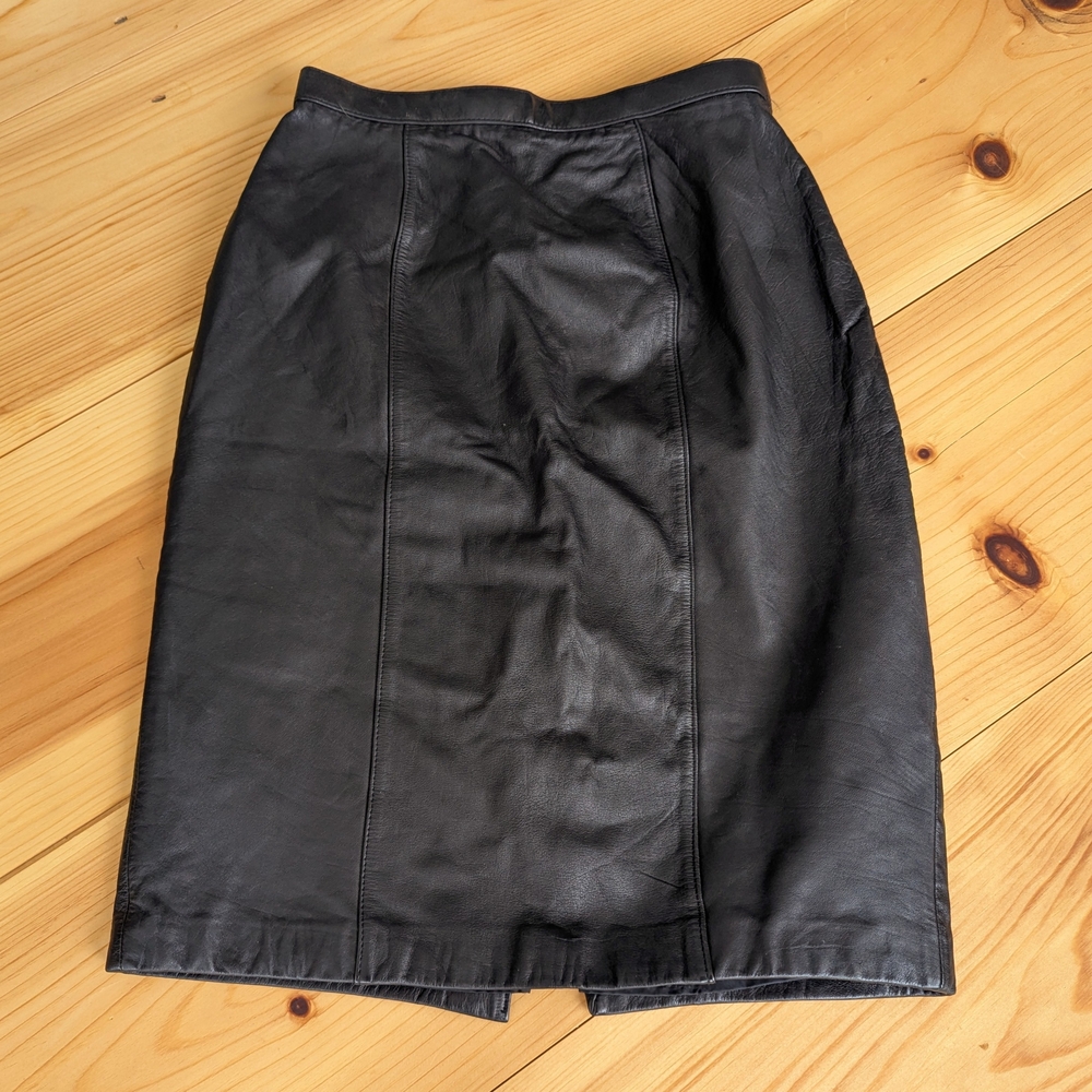Vintage DVF Designer Black Leather Mini Skirt Size 0, XS